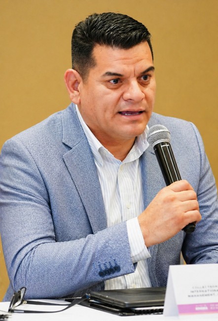 Dr. Efraín Ernesto Zamora Ruiz